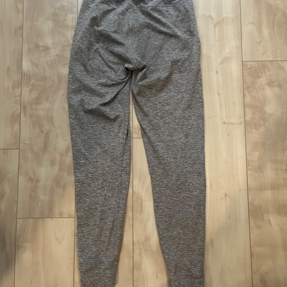 Balance Athletica heathered grey joggers - Picture 3 of 3